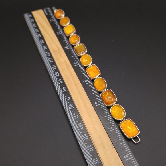 Vintage Liz Claiborne Light Topaz Bracelet, Topaz Faceted Cabochons, 7 1/2 Inch - Picture 4 of 6